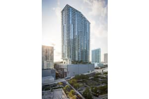 88 Sw 7th St 2104, Miami