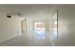 460 W Park Dr 106 Miami, FL 33172 - MLS#A11849955