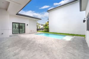 5718 W Ashwood Cir W, Hollywood, FL 33312 - MLS#A11849956