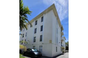2138 SW 6 St 403, Miami, FL 33135 - MLS#A11849961