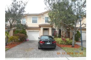 2674 Sw 84th Ter 102, Miramar