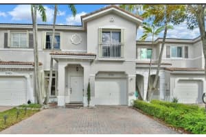 5733 Nw 112th Pl Doral, FL 33178 - MLS#A11850016