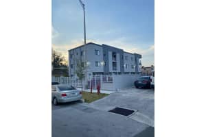 423 E 27th St 203 Hialeah, FL 33013 - MLS#A11850069