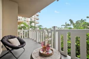 1121 Crandon Blvd D304 Key Biscayne, FL 33149 - MLS#A11850074