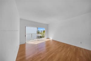 1880 S Treasure Dr 4m North Bay Village, FL 33141 - MLS#A11850081