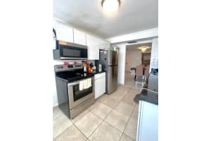 100 Golden Isles Dr 406 Hallandale Beach, FL 33009 - MLS#A11850180