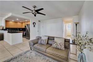 1811 Jefferson St 606, Hollywood