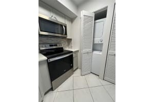 6767 Collins Ave APT 403, Miami Beach, FL 33141, - MLS#A11850267