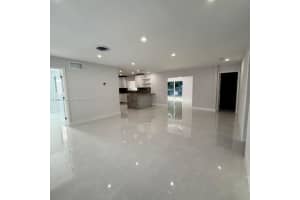 255 NE 164th St, Miami, FL 33162 - MLS#A11850278