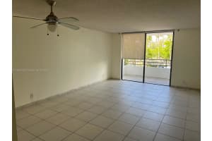 500 Three Islands Boulevard APT M16, Hallandale Beach, FL 33009, - MLS#A11850289