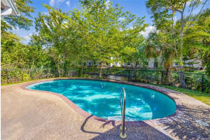 11390 Nw 37th St Coral Springs, FL 33065 - MLS#A11850295