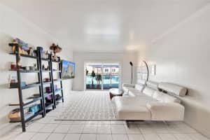 1701 S Ocean Dr 105, Hollywood