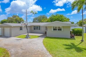 2221 N 43rd Ave, Hollywood, FL 33021 - MLS#A11850421