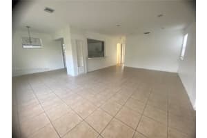 4557 Nw 3rd St . Plantation, FL 33317 - MLS#A11850468
