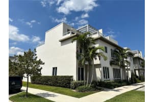10362 Nw 66th St, Doral