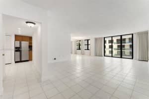 9801 Collins Ave 18h Bal Harbour, FL 33154 - MLS#A11850495