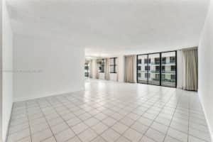 9801 Collins Ave 18h Bal Harbour, FL 33154 - MLS#A11850495