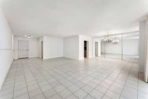 9801 Collins Ave 18h Bal Harbour, FL 33154 - MLS#A11850495
