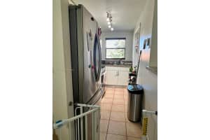 270 Layne Blvd 208 Hallandale Beach, FL 33009 - MLS#A11850511