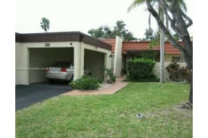 6555 Nw 99th Ave B20, Tamarac