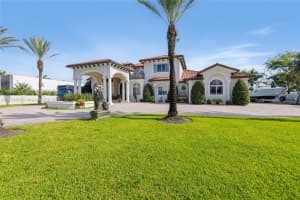 9861 Nw 135th St Hialeah Gardens, FL 33018 - MLS#A11850569