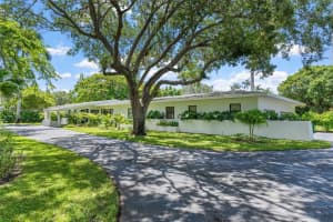 6220 Sw 123rd Ter, Pinecrest