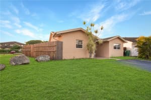 13880 Sw 44th Ter Miami, FL 33175 - MLS#A11850708