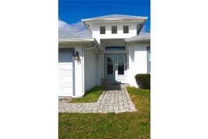 5231 Nw Iredell St Port Saint Lucie, FL 34986 - MLS#A11850715