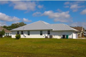 5231 Nw Iredell St Port Saint Lucie, FL 34986 - MLS#A11850715