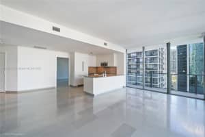 88 SE 7th St, Miami, FL 33131, Sold 09/02/25