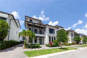8173 Nw 47th Ter Doral, FL 33166 - MLS#A11850803