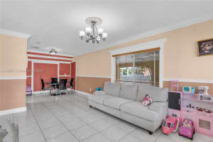 250 E 34th St Hialeah, FL 33013 - MLS#A11850807