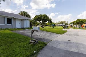 10361 Sw 209th Ln 0 Cutler Bay, FL 33189 - MLS#A11850812