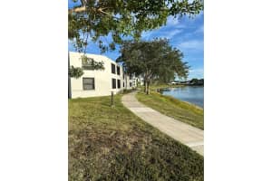 214 Lake Pointe Dr 202, Oakland Park, FL 33309 - MLS#A11850825