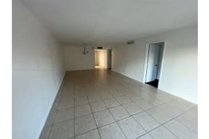 6361 N Falls Cir Dr 211, Lauderhill, FL 33319 - MLS#A11850855