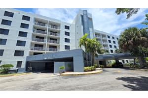 901 Hillcrest Dr 215 Hollywood, FL 33021 - MLS#A11850859