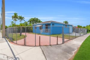 5890 Palm Ave Hialeah, FL 33012 - MLS#A11850860