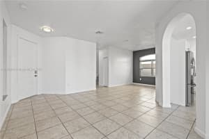 3911 NE 13th Dr, Homestead, FL 33033 - MLS#A11850934