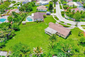 100 Nw 208th St, Miami Gardens