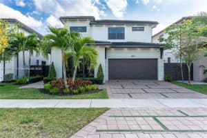 8814 Nw 154th Ter Miami Lakes, FL 33018 - MLS#A11851009