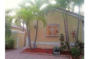1544 Weeping Willow Way, Hollywood