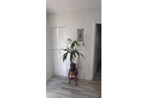 2141 Biarritz Dr 4, Miami Beach, FL 33141 - MLS#A11851028