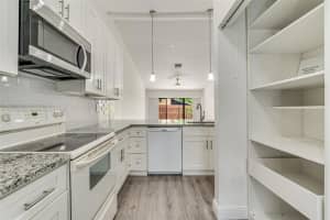 836 Nw 79th Ter, Plantation