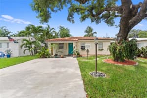 2631 Wilson St, Hollywood