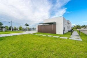 12190 NW 6th St, Miami, FL 33182 - MLS#A11851088