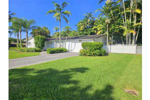 12101 Sw 110th Ave Miami, FL 33176 - MLS#A11851099