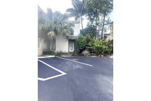 694 Kensington Pl, Wilton Manors, FL 33305 - MLS#A11851118