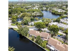 694 Kensington Pl, Wilton Manors, FL 33305 - MLS#A11851118