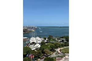 398 Ne 5th St 1812, Miami