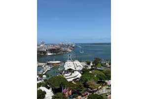 398 Ne 5th St 1812, Miami